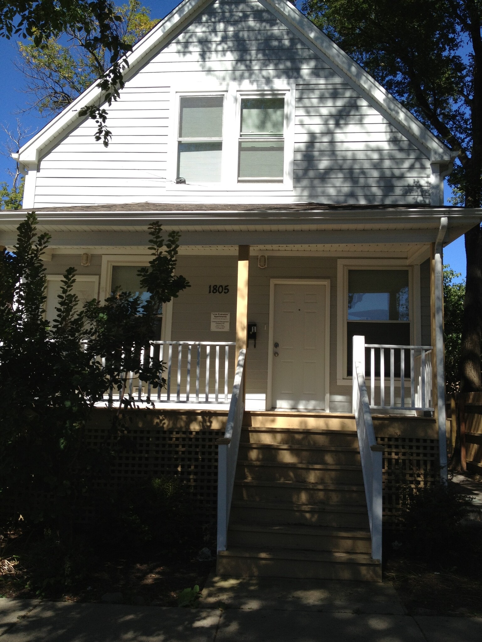 1805 Lyons St unit 2, Evanston, IL 60201 - photo 1