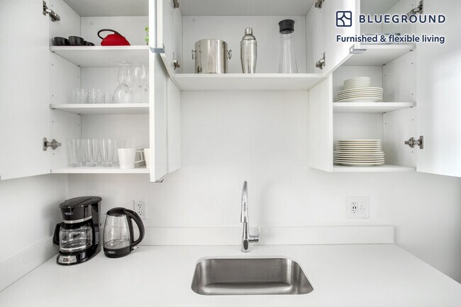 1772 Church St NW unit FL4-ID296, Washington, DC 20036 - photo 7