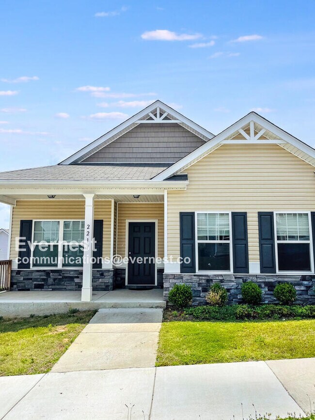2217 Silverton Dr, Nashville, TN 37207