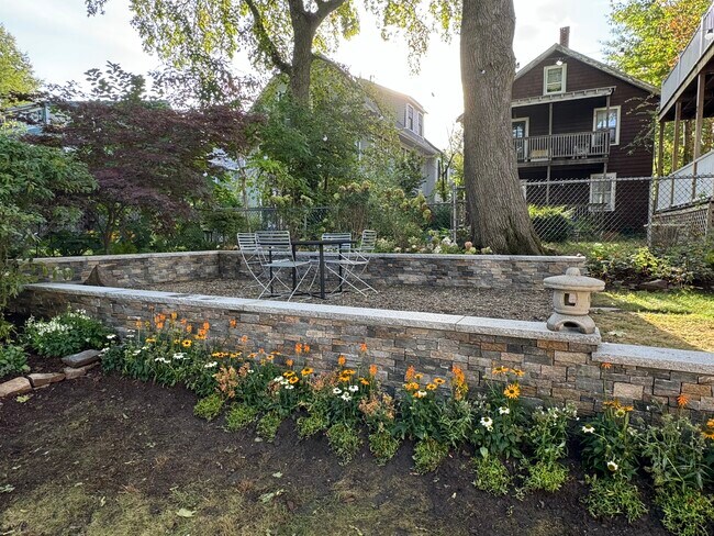 105 Chestnut St unit 3, Cambridge, MA 02139 - photo 5