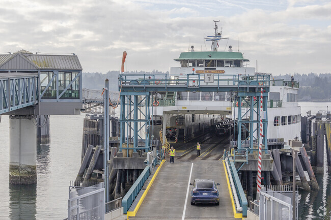 Hop on the ferry in DT Bremerton to get to Seattle from Olympic View WA.