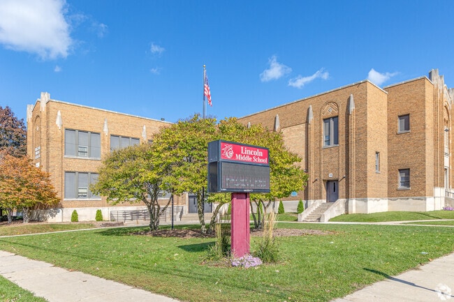 Around 500 students learn at Lincoln Middle School.