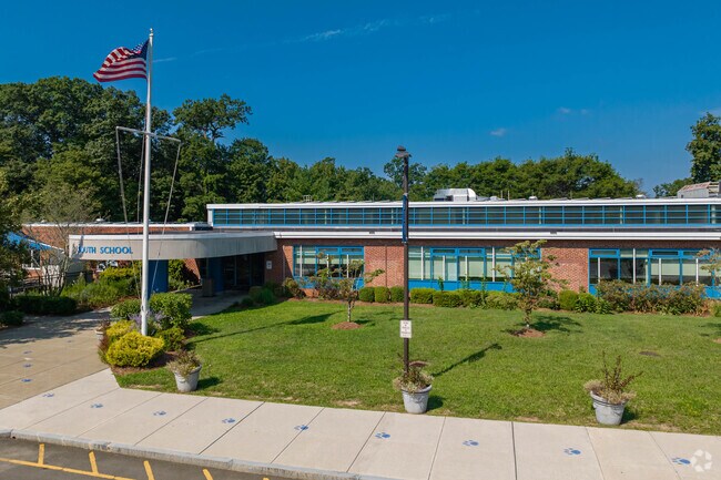 Welcome to South Elementary  School in New Canaan.