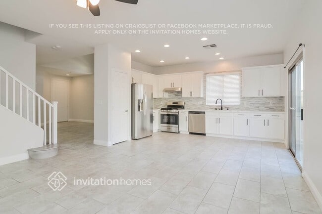 3482 Gloucester Gate St, Las Vegas, NV 89122 - photo 4