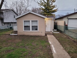 1809 Galilee Ave, Zion, IL 60099