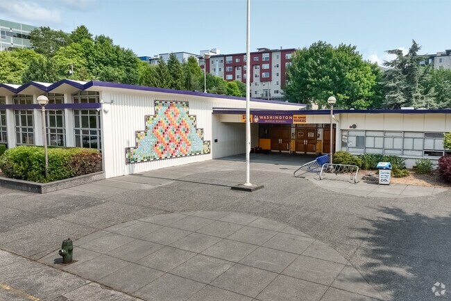 Washington Middle is a Seattle public school welcoming Atlantic students.