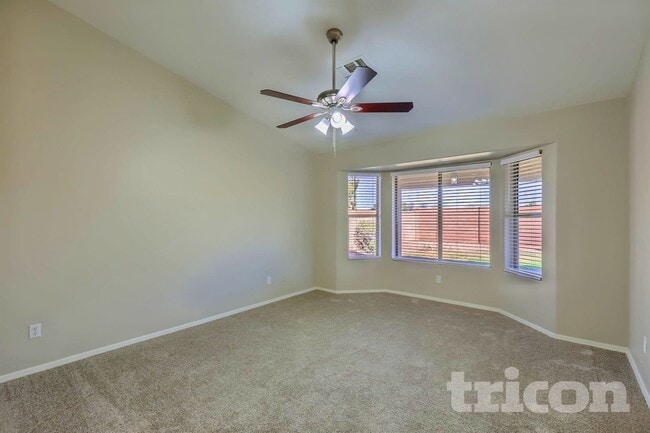 2601 S 79th Dr, Phoenix, AZ 85043 - photo 3