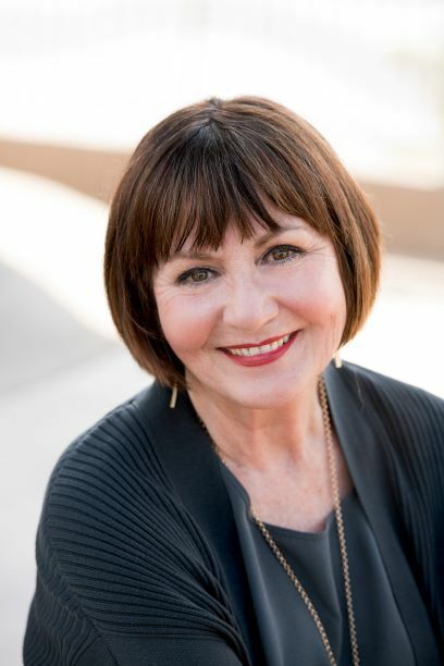 Julie Nelson
