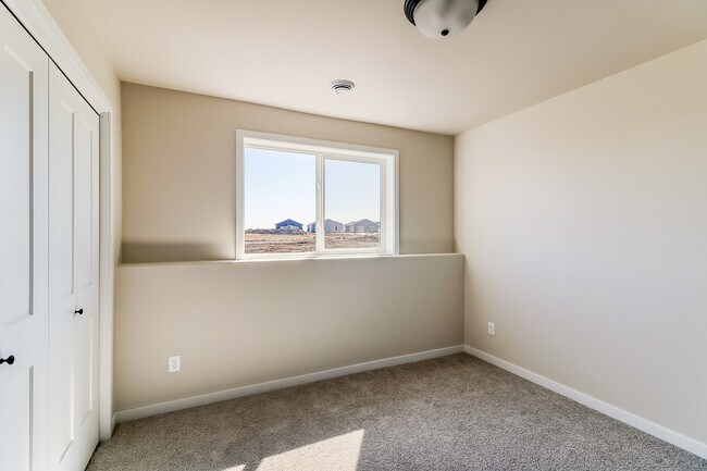 Basement Bedroom1_2.jpg