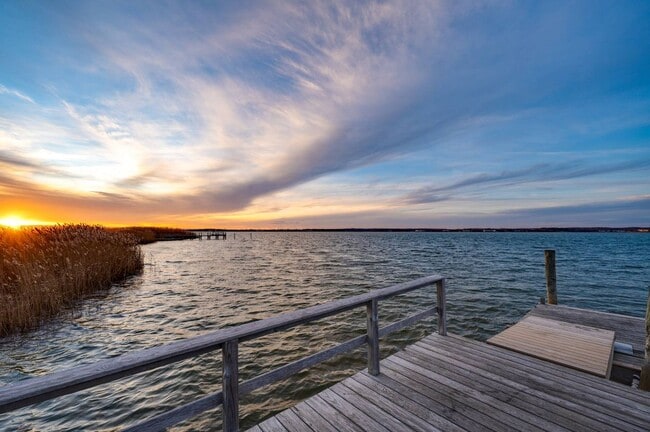 360 Dune Rd, Bridgehampton, NY 11932 - photo 3