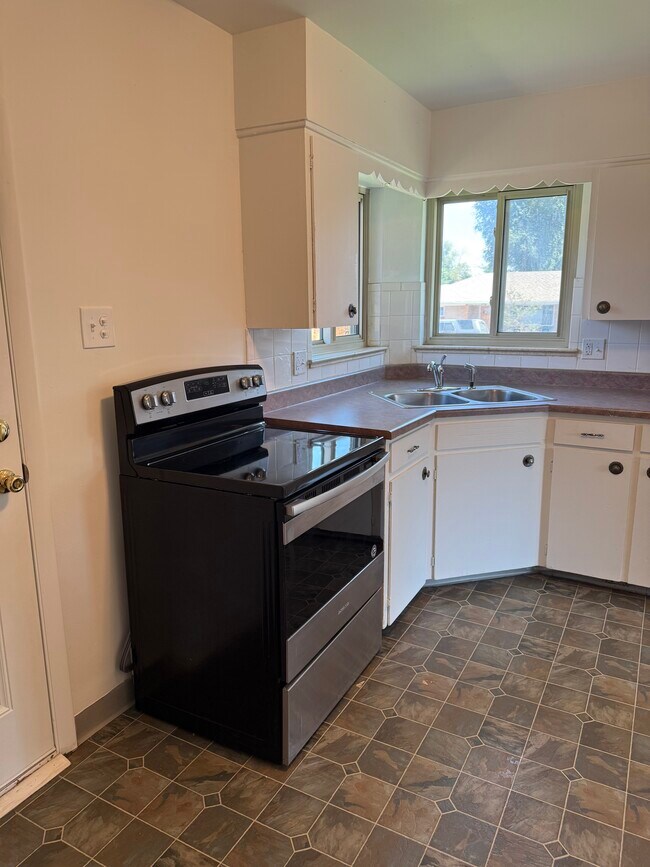 4603 Otis St unit 4603 Otis St unit A, Wheat Ridge, CO 80033 - photo 4