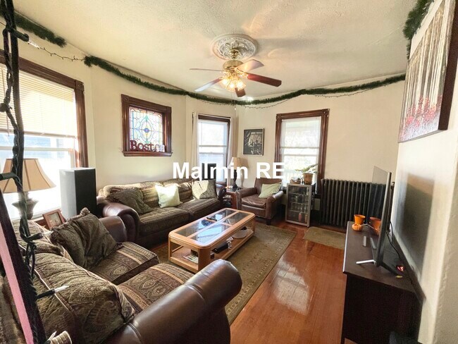 89 Hillside St unit 3, Roxbury Crossing, MA 02120 - photo 2