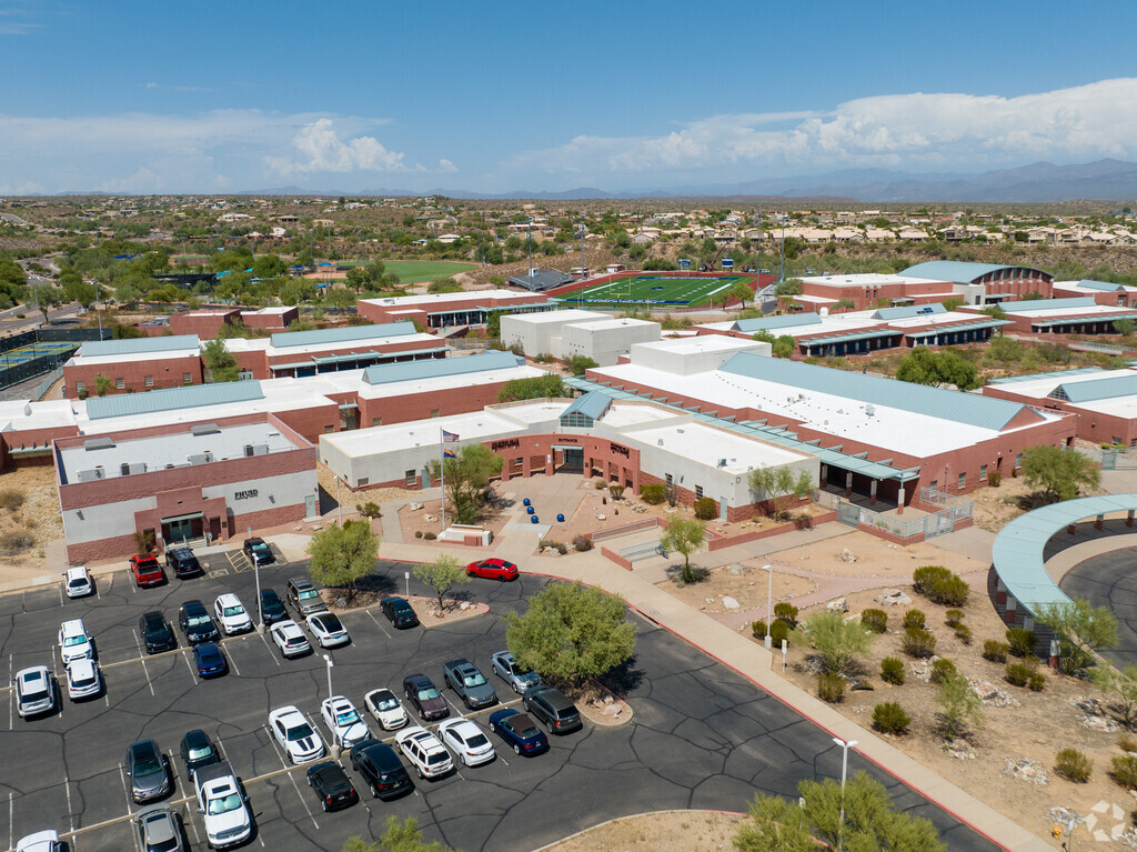 Fountain Hills Middle School, Rankings & Reviews - Homes.com