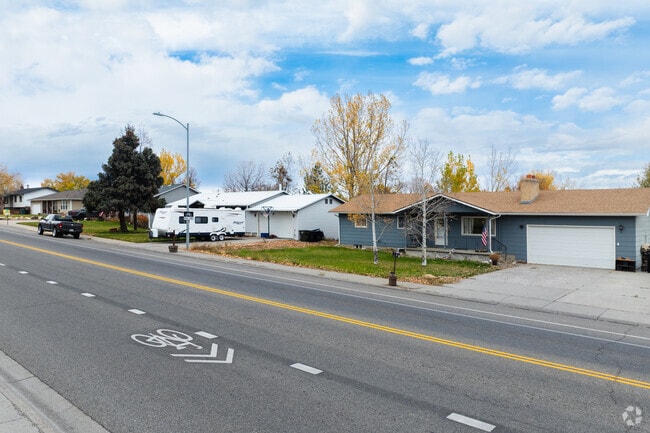 Established bi-levels and ranch style homes can be found in Billings Heights.