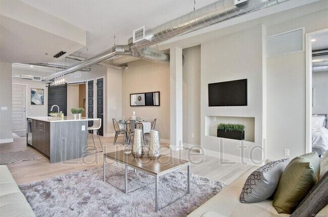 3198 Blake St unit 504, Denver, CO 80205 - photo 6