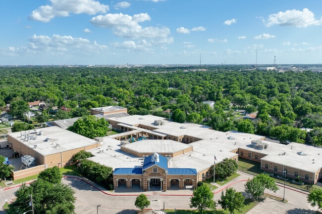 Dean Highland Elementary School in Waco, TX gets a 