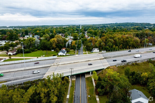 North Randall sits just off Highway 480.