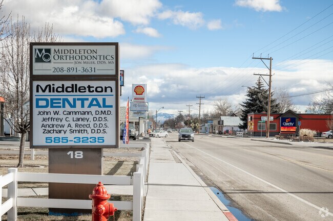 Main street Middleton offers a healthy mix of small business local eateries and national restaraunts.