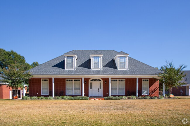 Homes with colonial features can be found scattered throughout Westavia.