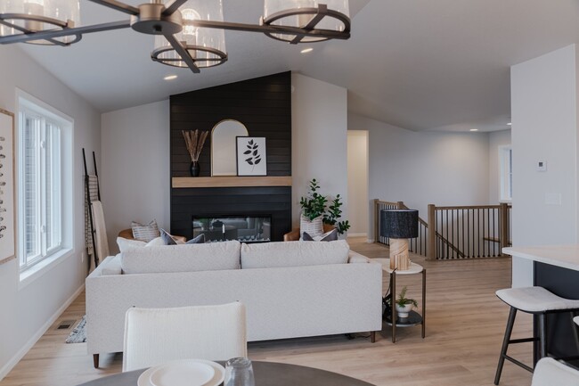 1449 66th Ave S unit 37252434, Fargo, ND 58104 - photo 2