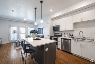 3078 Decker Lake Dr, Salt Lake City, UT 84119