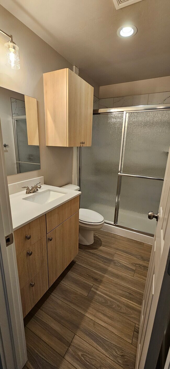 2361 N Thompkins Ave unit 503, Bethany, OK 73008 - photo 5