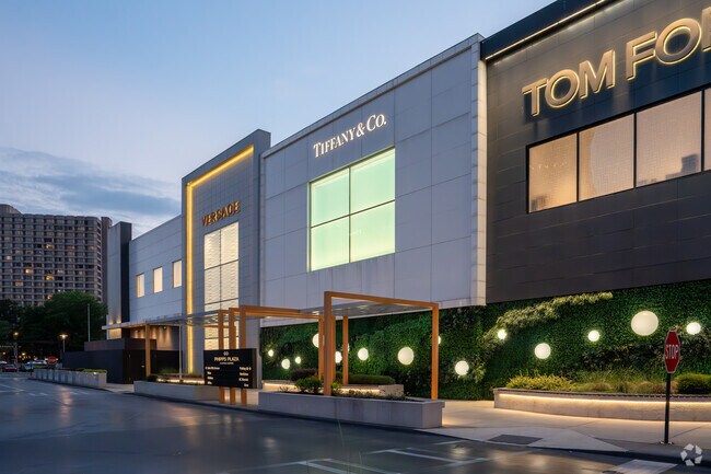 Phipps Plaza in Lenox Park  offers a line-up of prestigious fashion stores.