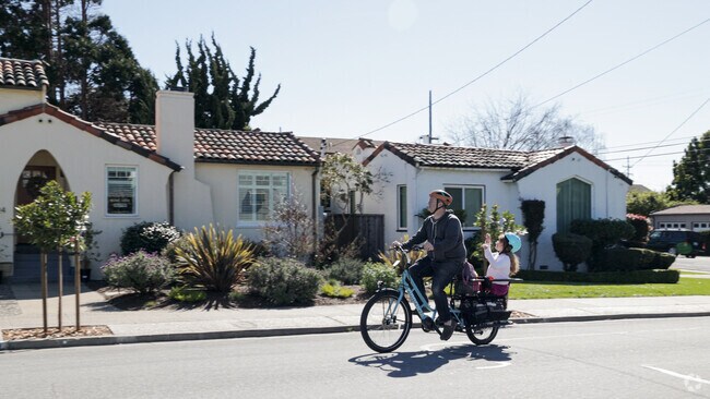 It's common to see families cycling around the Garfield neighborhood.