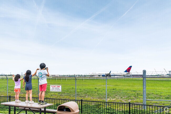 The MSP airport is close by Richfield.
