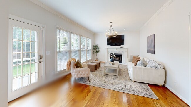 1405 Buckingham Cir, Franklin, TN 37064 - photo 2