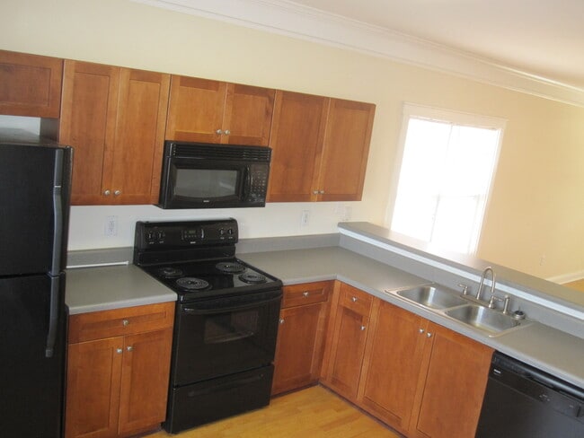 162 Ruth Dr, Athens, GA 30601 - photo 6