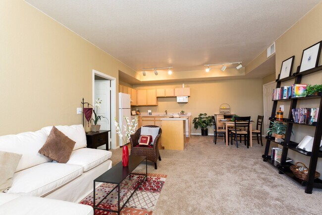 PeakView at T-Bone Ranch Apartments, Greeley, CO 80634 - photo 4