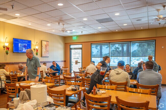 The Clubhouse is usually busy during lunchtime near Bayou Club.