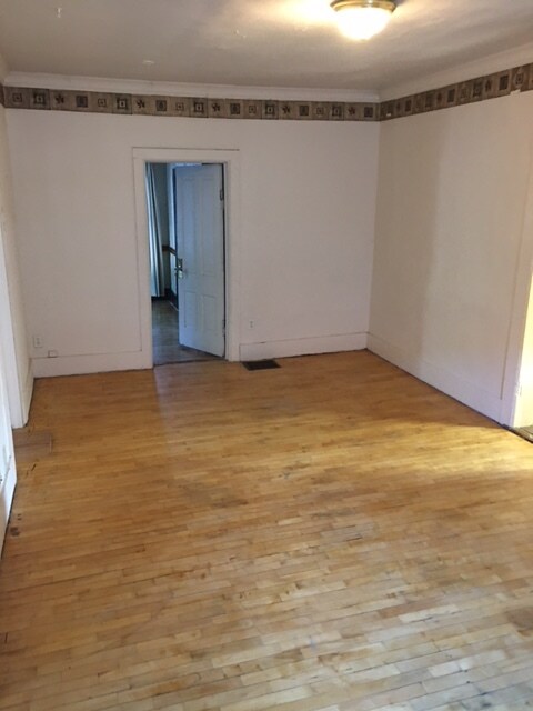 846 Mckinley St, Oshkosh, WI 54901 - photo 7