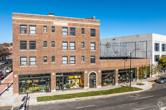 1729 Grand Ave, Des Moines, IA 50309