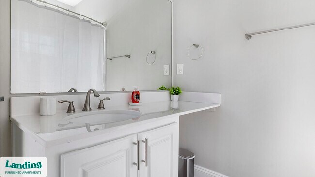 100 Crossing Blvd unit 706.1411988, McDonough, GA 30253 - photo 3