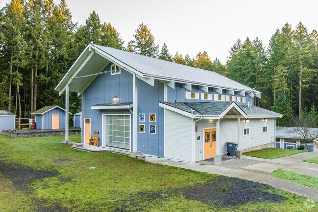 Anderson Island Elementary serves students from Pre-K-grade 3 in its small but close community.