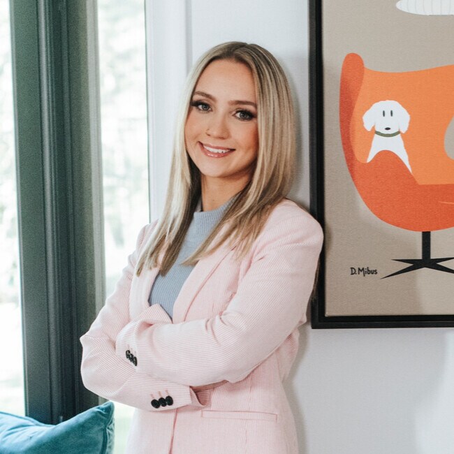 Agent Photo