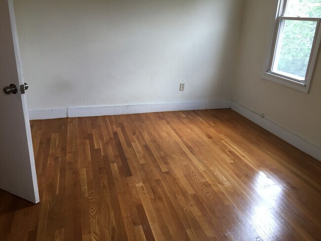 187 Beacon St unit 3, Somerville, MA 02143 - photo 3