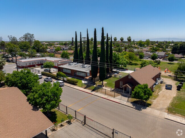 The coures at Saint Johns Evangelist School ecourage critical thinking and creativity.