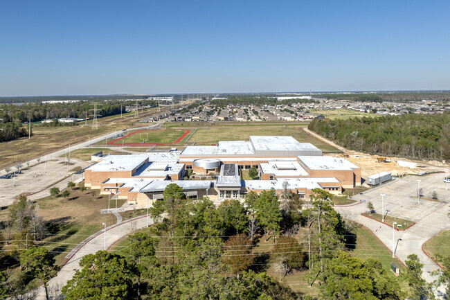 Michael R. Null Middle School fosters a supportive learning environment.