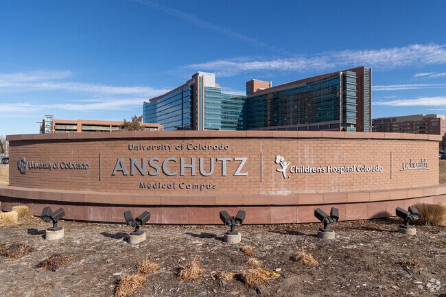 Del Mar Parkway is a popular neighborhood for those who work at the Anschutz Medical Campus.