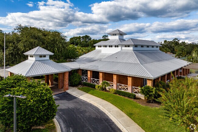 The residents of Ormond Lakes enjoy the many amenities at the Clubhouse.