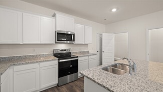 460 Reflection Dr, Stockbridge, GA 30281