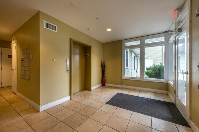 150 2nd St unit 13D, Cambridge, MA 02141 - photo 6
