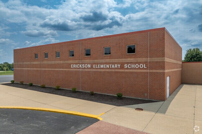Erickson Elementary School has a student-teacher ratio of 14 to 1.