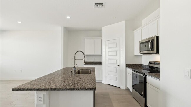 2360 W Sylvan Ave, Apache Junction, AZ 85120 - photo 4