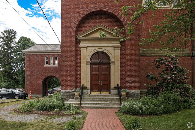 One of the most famous organs resides in this concert hall making it a special moment on shows.