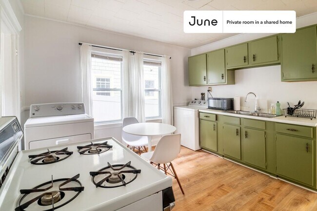 122 Hillside St unit C, Boston, MA 02120 - photo 7