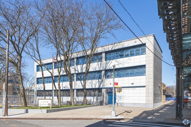 P721X - Steven D. McSweeney School serves students in The Bronx.